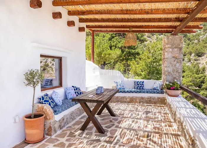 فيلة Aegean View